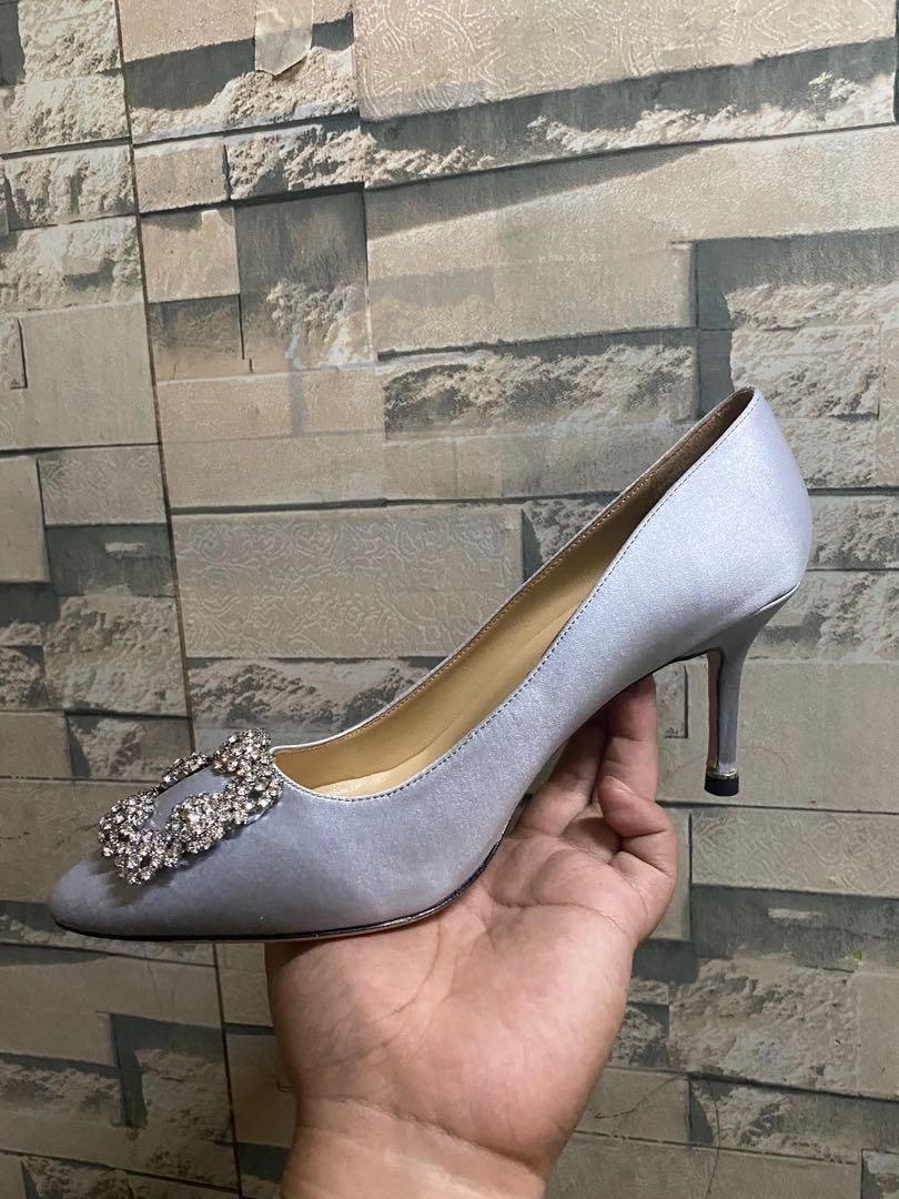 Authentic manolo blahnik low heels 38 