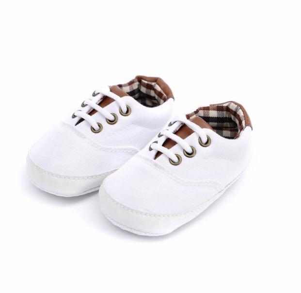 Baby first walker white shoes, Babies 