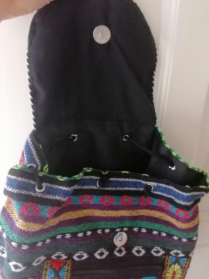 Backpack (Category: Backpacks) located in Kuala Lumpur. Submitted by carellim (Listing ID 1047425738, Image 3). Description: Brought from Yunan! It is new! Never used before!.