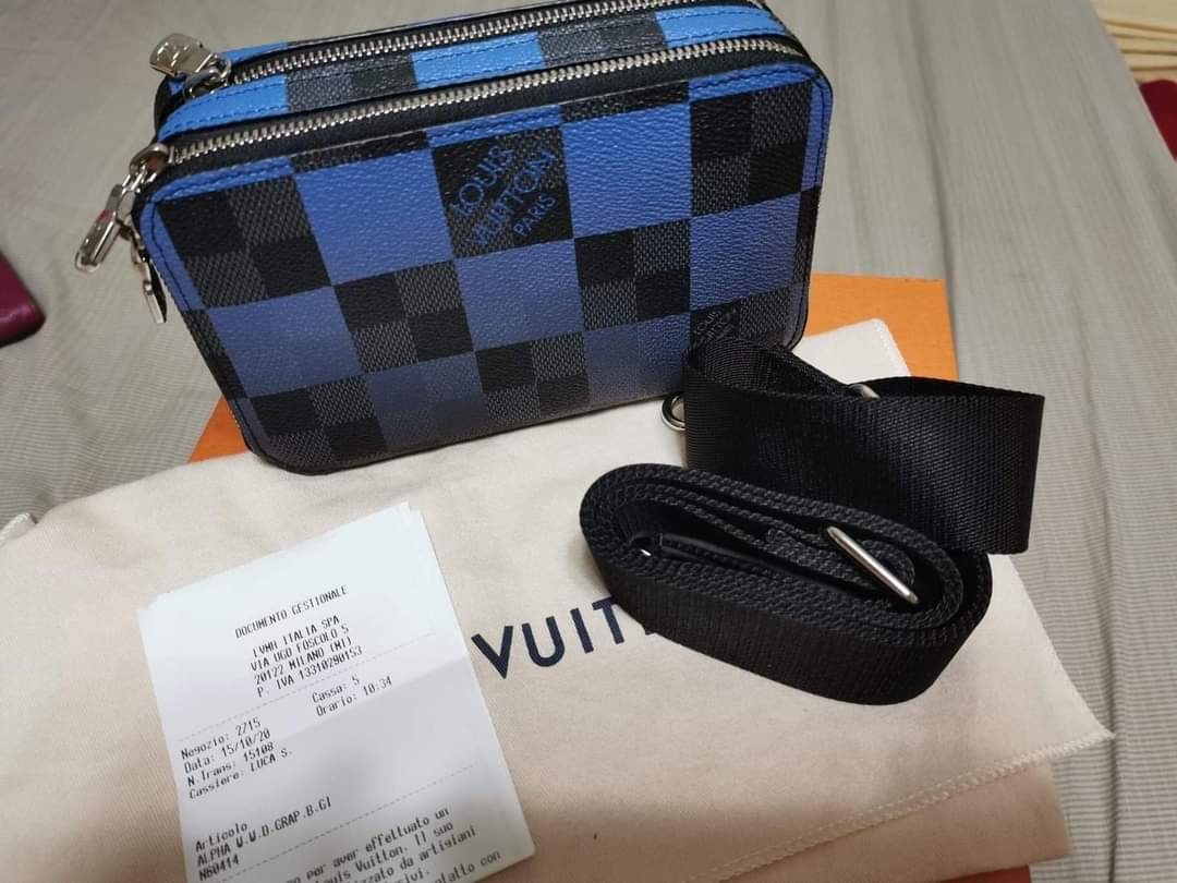 LOUIS VUITTON N60414 Giant Wearable wallet Shoulder Bag Blue