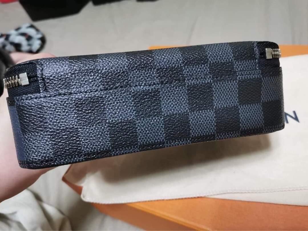 BRANDNEW 100% Authentic LV Alpha Wearable Wallet, Luxury, Bags