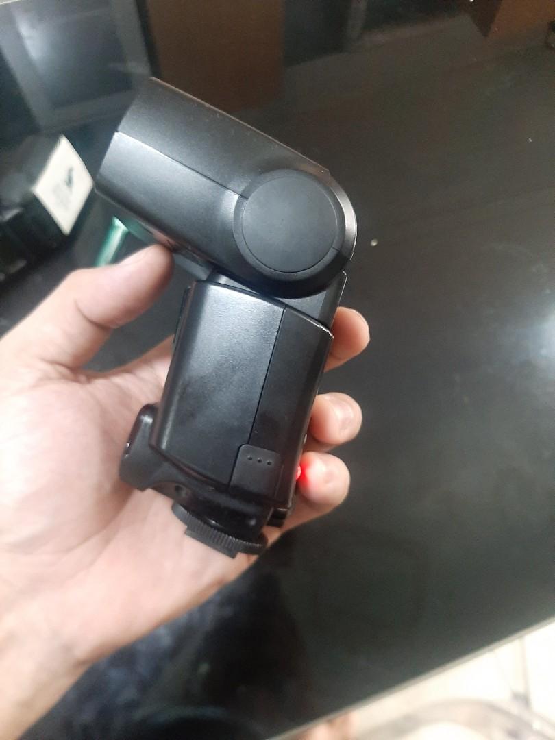 Canon 430ex speedlite flash (Category: Flashes) located in Quezon City. Submitted by bombass82 (Listing ID 1047516276, Image 2). Description: Selling a canon 430ex speedlite flash. Flash unit only. RFS: Unloading extra units..