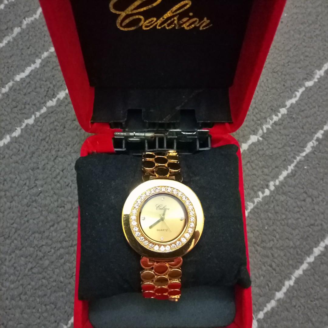 Celsior quartz on sale watch