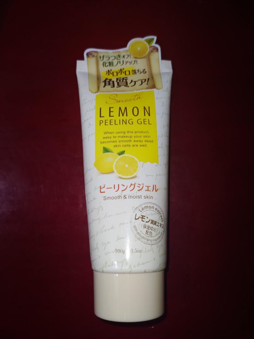 Daiso Smooth & Moist Skin Lemon Peeling Gel (Category: Face Care) located in Bacoor. Submitted by anag729 (Listing ID 1047573126, Image 1). Description: Produced for Daiso Japan. Made in Korea A non-expensive peeling gel for moisture and smooth care on face. It contains lemon extract with moisturizing ingredients that helps remove dead skin cells from face and leaves your skin smooth and moisture rich. It is recommended to use 1 or 2 times per we