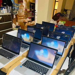Direct supplier here 13,200 pesos brandnew laptop na murang mura 
Intel celeron N3350
6gb Ram & 64gb Ssd + 250 HDD .
FREEE OS WINDOWS 10 , BAG , MOUSE , MINI BLUETOOTH SPEAKER.

1year warranty with receipt ( indicate ang location) 

CASH ON DELIVE
