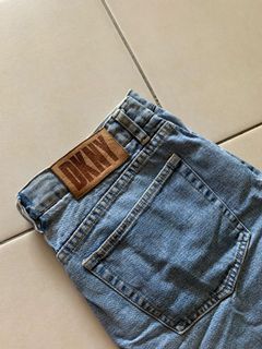 (Category: ) located in . Submitted by ashscloset (Listing ID 1047392608, Image 1). Description: .