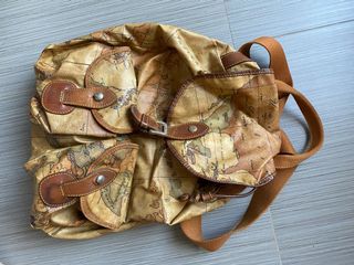 （分類：）位於 。 由 bingulica 提交（商品編號 1047454584，圖片 1）。簡介： 。