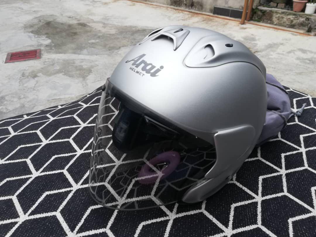 Saiz discount helmet arai