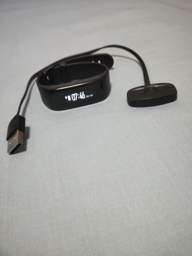 HPB Fitness Tracker, Mobile Phones & Gadgets, Wearables & Smart Watches