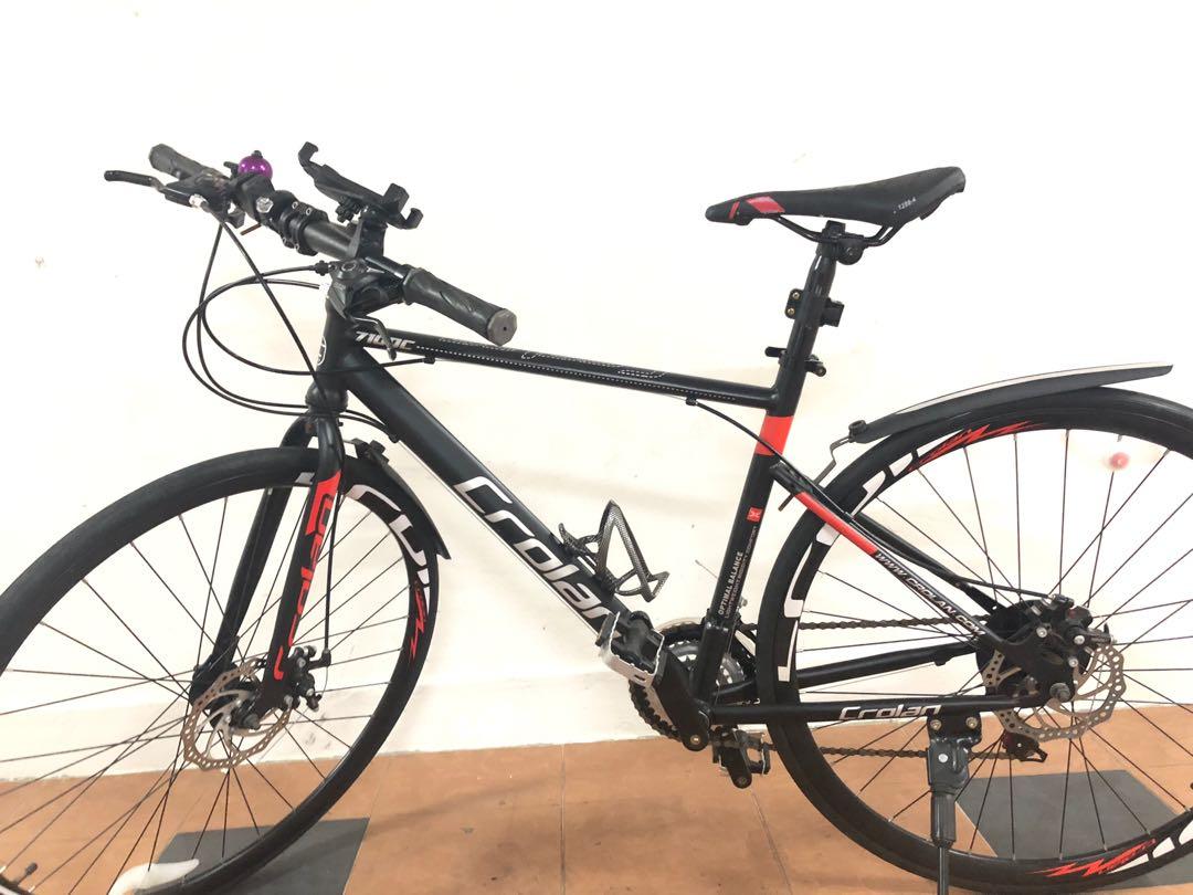 hybrid bike road bike