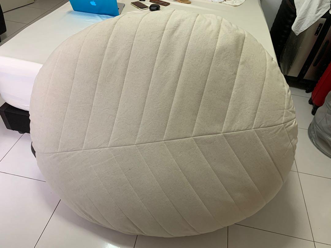 dihult floor pillow