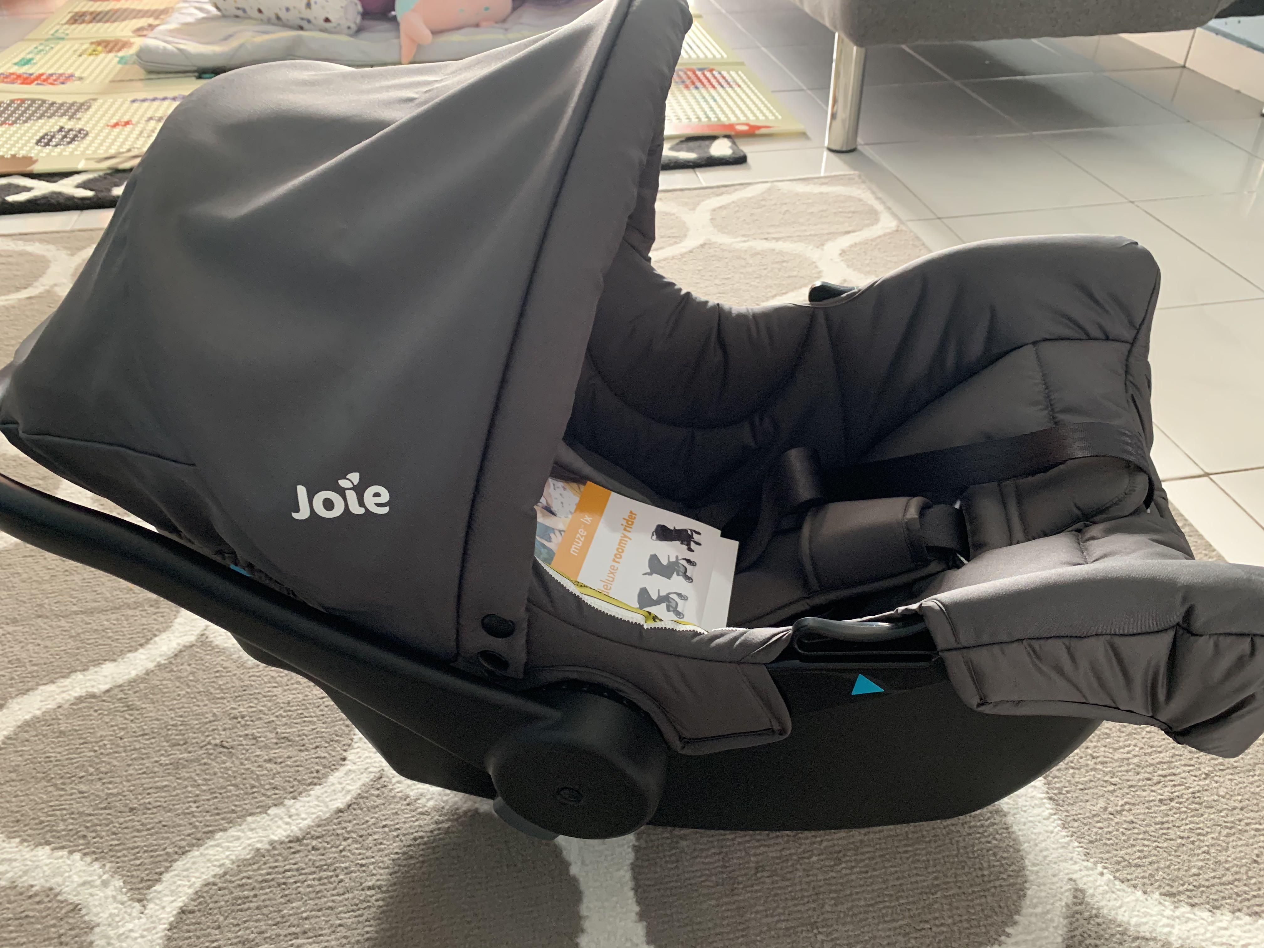 Joie muze car seat top base