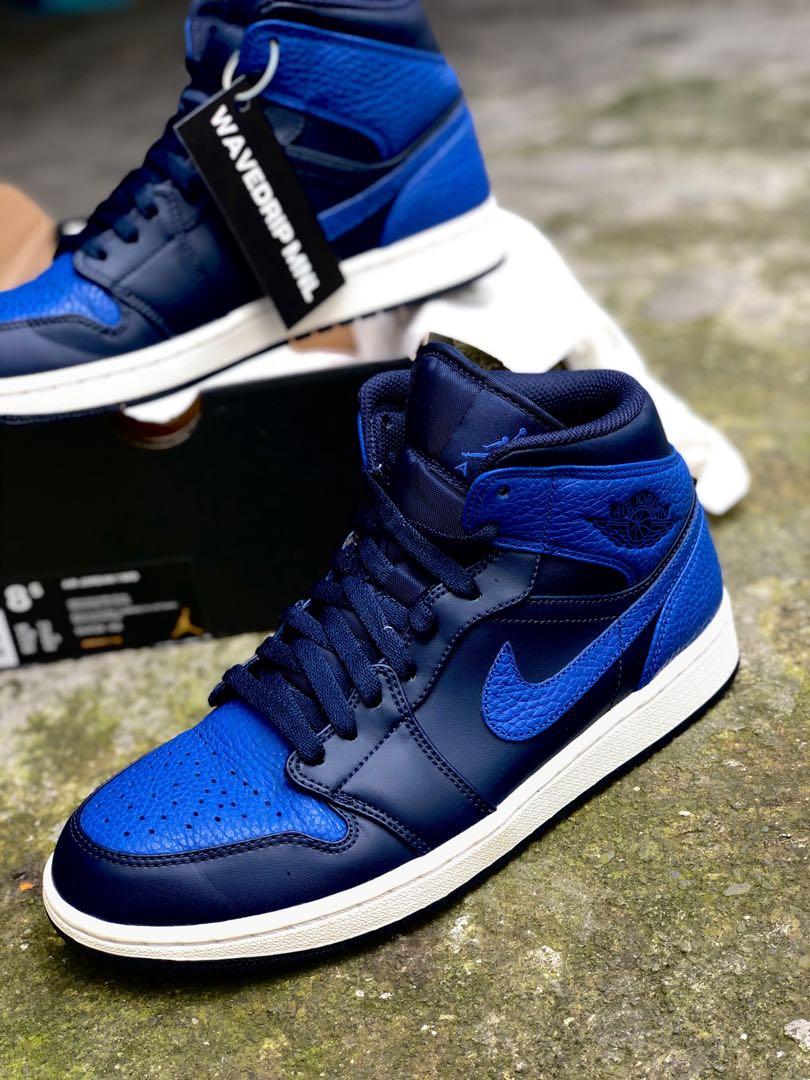Jordan 1 Mid âObsidian Game Royalâ size 8.5, Men's Fashion, Footwear, Sneakers on Carousell