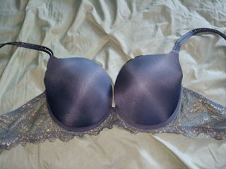 (Category: ) located in . Submitted by pink141 (Listing ID 1047534643, Image 1). Description: .