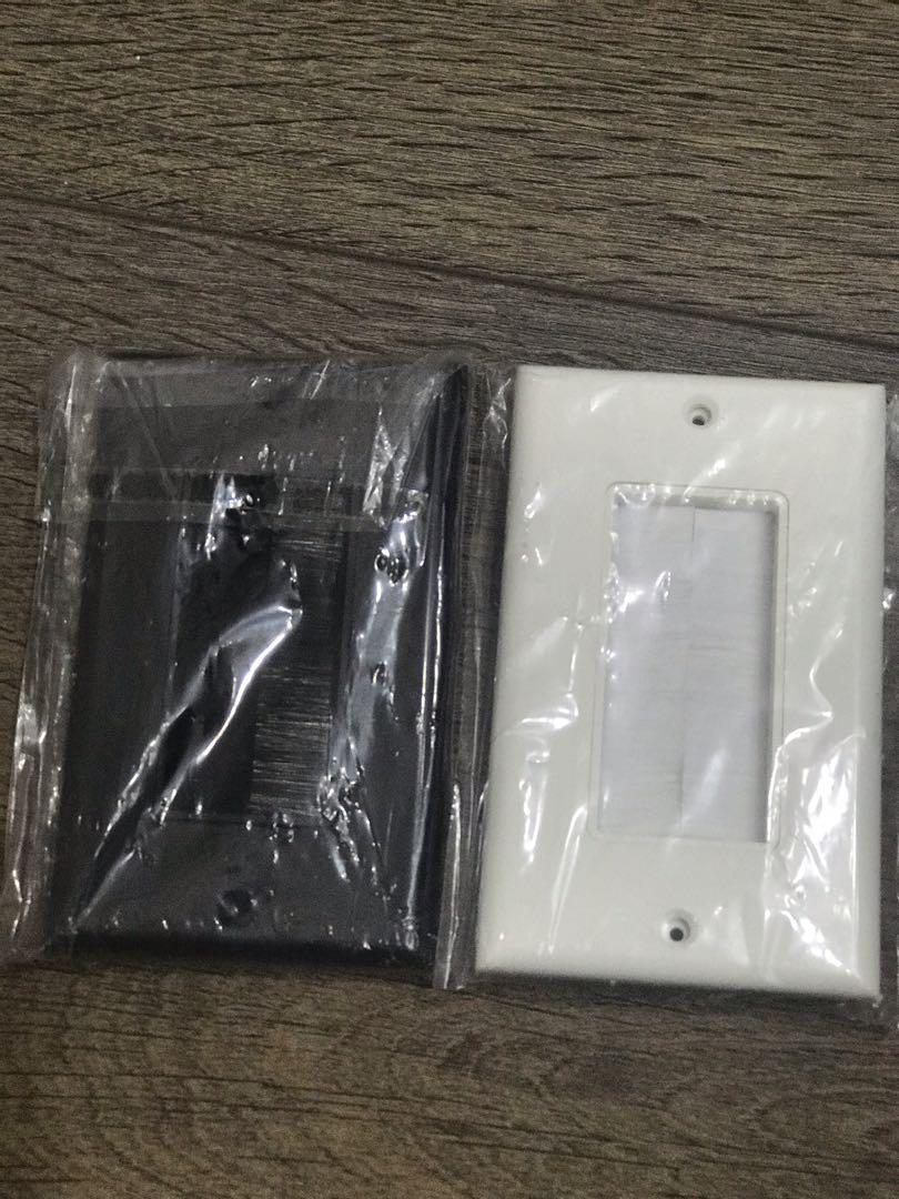 Led socket brushes switch (Category: TV Parts & Accessories) located in Singapore. Submitted by chrix881 (Listing ID 1047475211, Image 2). Description: .