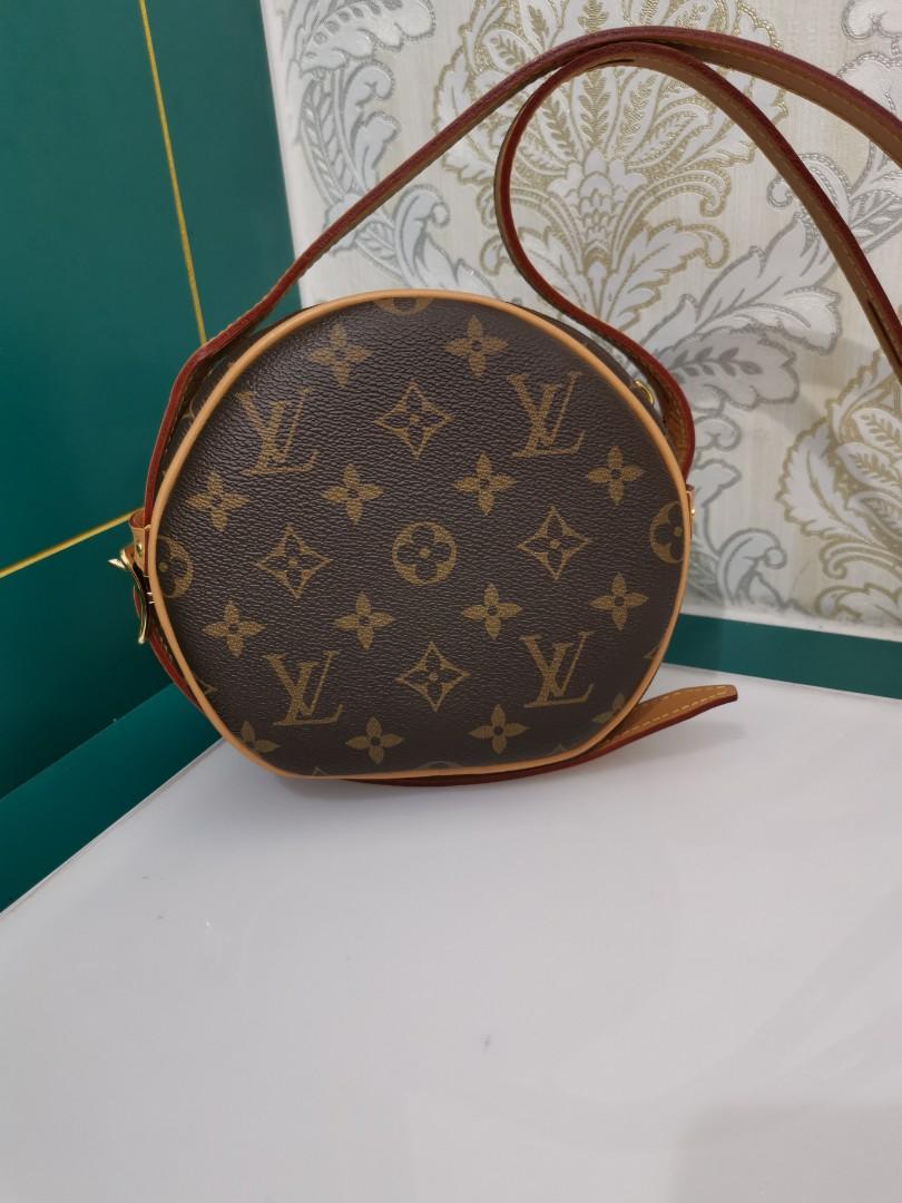 3D model Louis Vuitton Boite Chapeau Souple Bag Cream Leather Monogram VR /  AR / low-poly