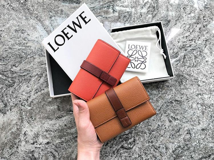 Loewe small vertical wallet store in soft grained calfskin