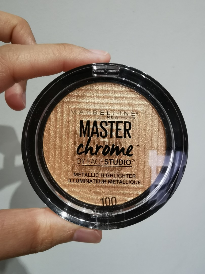 maybelline new york facestudio master chrome metallic highlighter