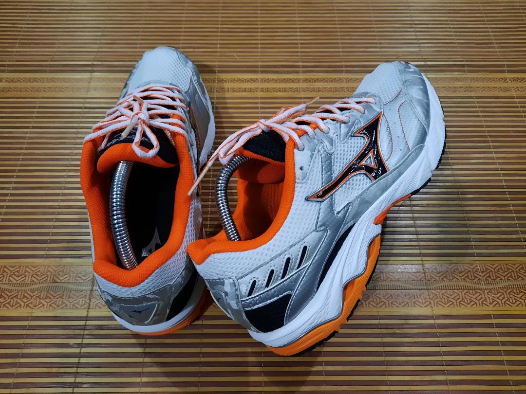 Mizuno X10 Running Men s Fashion Footwear Sneakers on Carousell