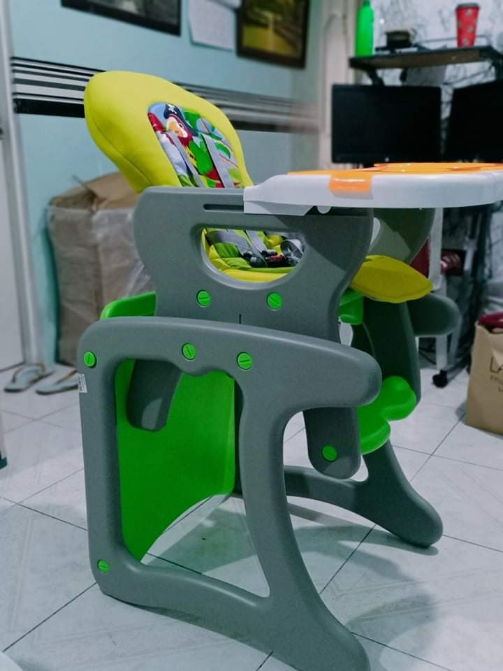 plastic feeding chair