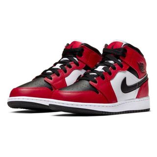 Nike Jordan 1 Mid Chicago Black Toe 