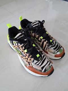 nike m2k tekno safari