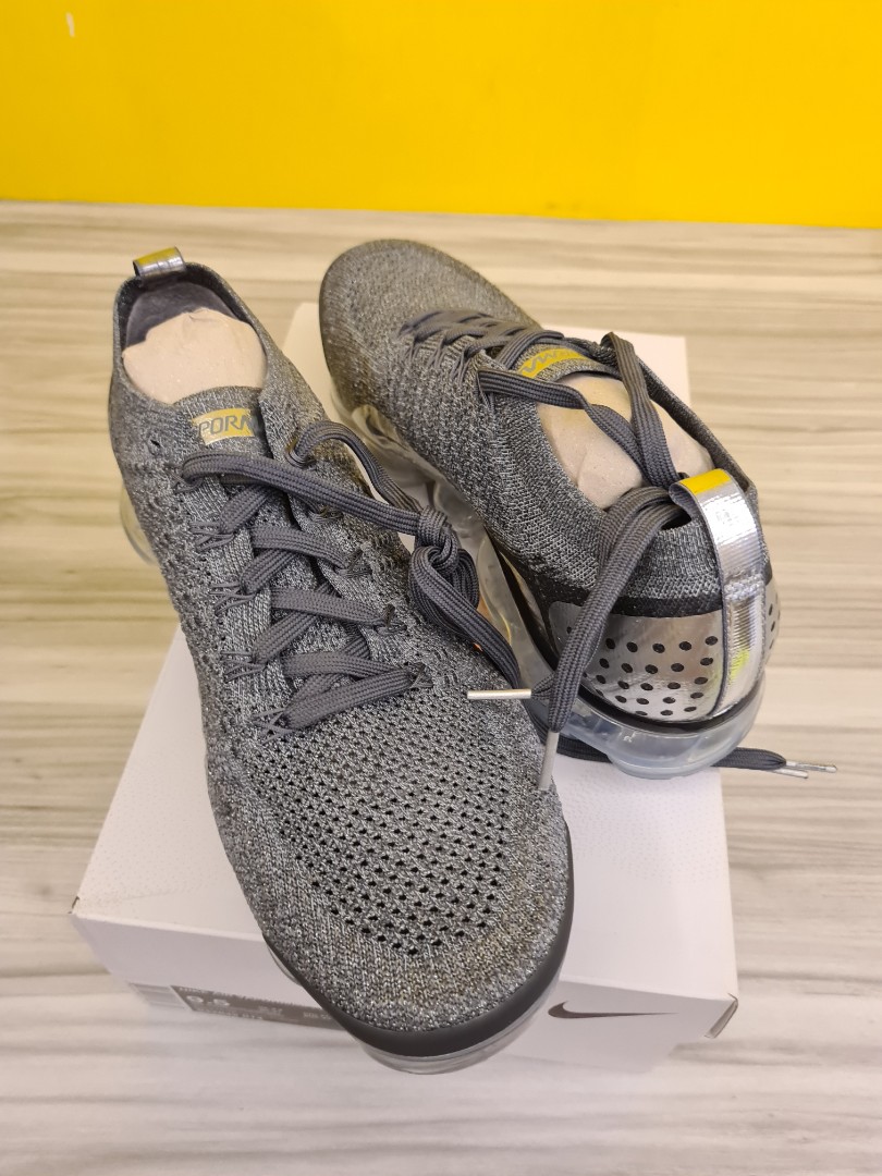 Nike Vapormax flyknit 2 chrome sz 9.5 Men s Fashion Footwear