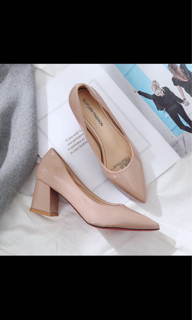 Nude pointed block top heels