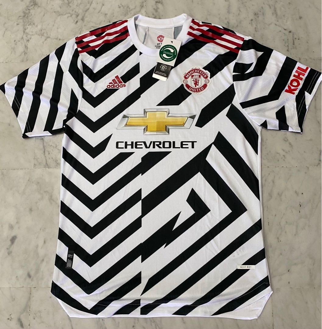 united new 3rd kit