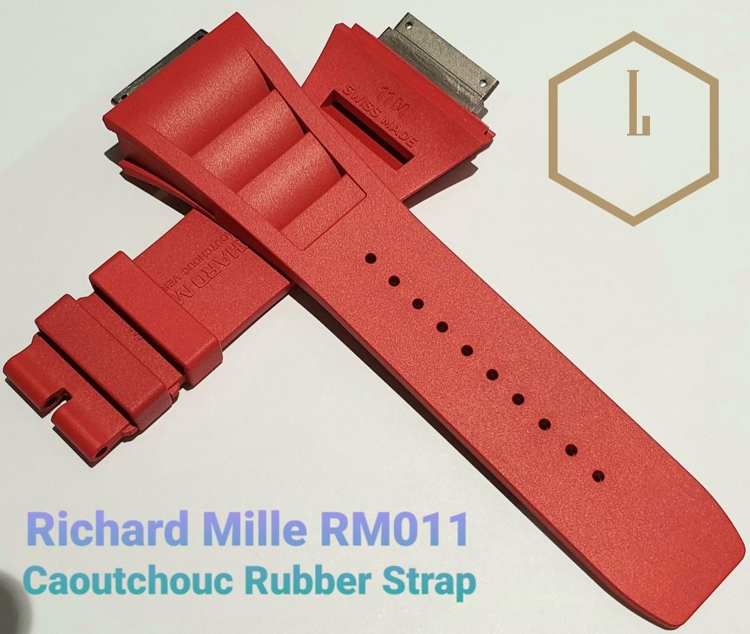 Red rubber best sale watch