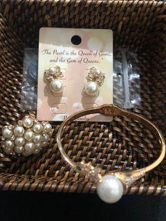 Sale! Pre-loved Gold Pearl Jewerly Set