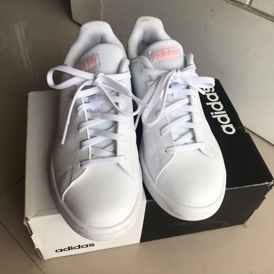 Sepatu Adidas Tennis Shoes Advantage Base Ee7510 - White (ORI), Fesyen  Wanita, Sepatu di Carousell