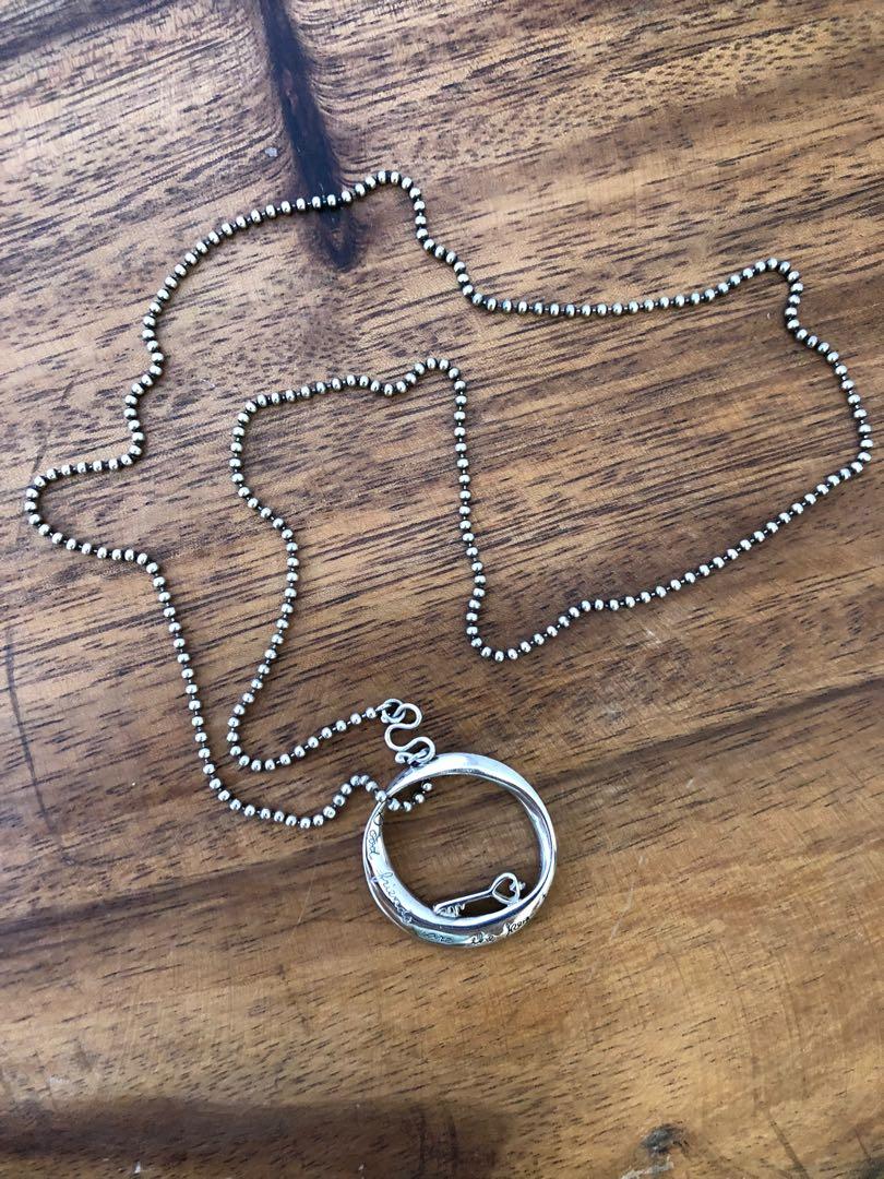 92.5 Silver pendant with silver ball chain (Category: Necklaces) located in Muntinlupa City. Submitted by declutter_with_me (Listing ID 1047390301, Image 2). Description: Silver pendant(with writing -“friends are key to happiness” ) with a silver ball chain. A rare travel find. Pendant size-1.25” Ball chain length- 24” .