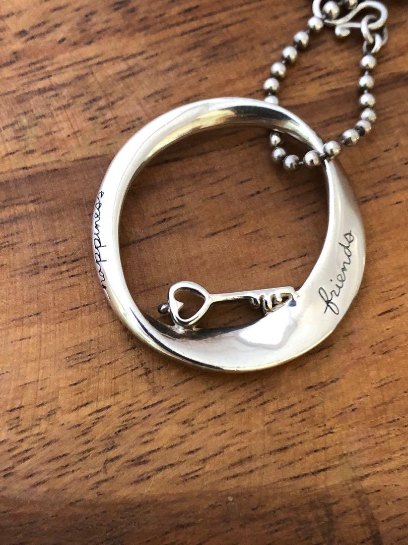 92.5 Silver pendant with silver ball chain (Category: Necklaces) located in Muntinlupa City. Submitted by declutter_with_me (Listing ID 1047390301, Image 3). Description: Silver pendant(with writing -“friends are key to happiness” ) with a silver ball chain. A rare travel find. Pendant size-1.25” Ball chain length- 24” .