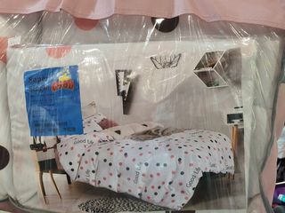 (Category: ) located in . Submitted by egg_g (Listing ID 1047447422, Image 1). Description: .