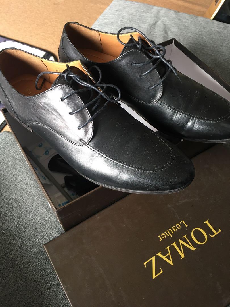 Tomaz Shoes Size 44 Men S Fashion Footwear Formal Shoes On Carousell