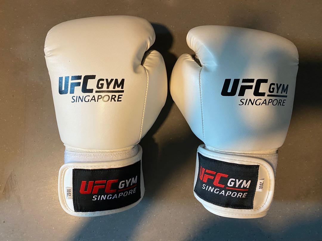 Ufc gym top boxing gloves