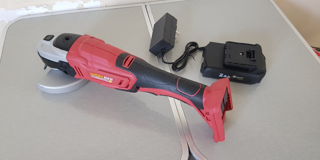 Workzone angle grinder, Furniture & Home Living, Home Improvement