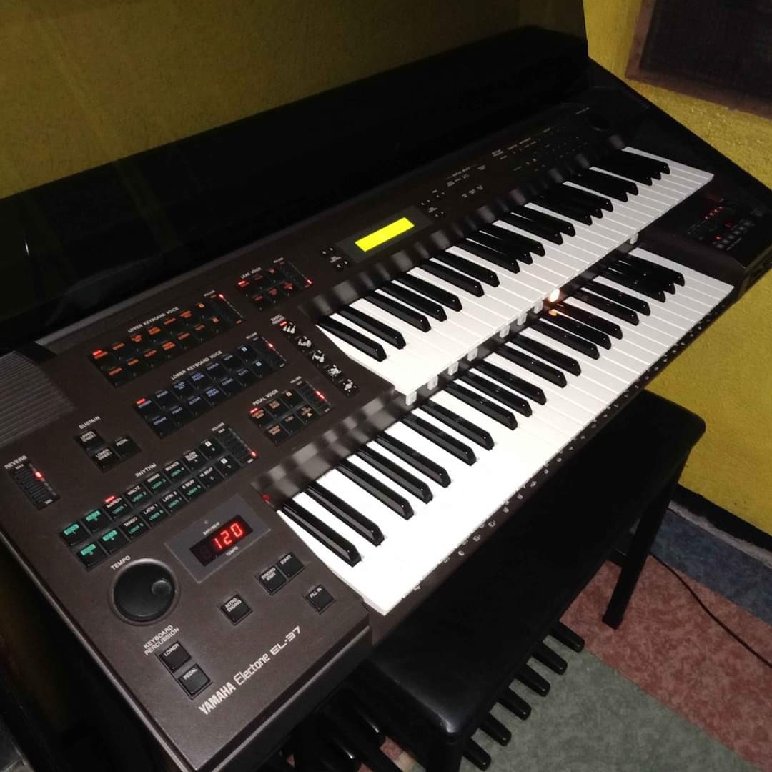 YAMAHA ヤマハ エレクトーン EL-37 ☆イス付き - 鍵盤楽器、ピアノ