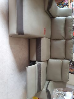 (Category: ) located in . Submitted by lyoyl (Listing ID 1047617945, Image 1). Description: .
