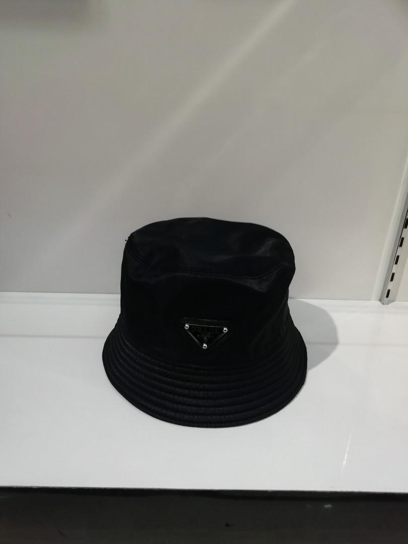 Bucket hat Prada, Fesyen Pria 