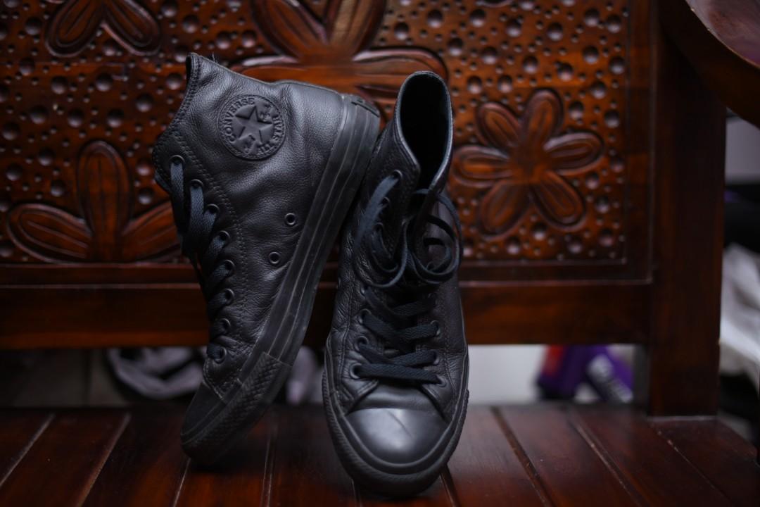 Chuck taylor triple clearance black