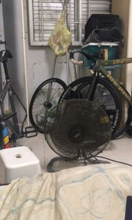 (Category: ) located in . Submitted by __akuslowcar__ (Listing ID 1047600802, Image 1). Description: .
