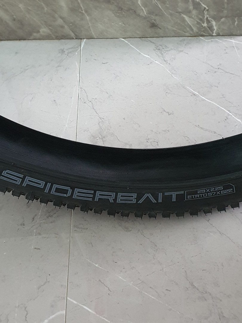 entity spiderbait tires