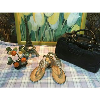 (Category: ) located in . Submitted by closet_rewind (Listing ID 1047802466, Image 1). Description: .