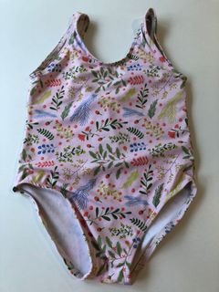 (Category: ) located in . Submitted by bebebear_preloved (Listing ID 1047818525, Image 1). Description: .