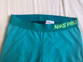 NIKE PRO CAPRIS