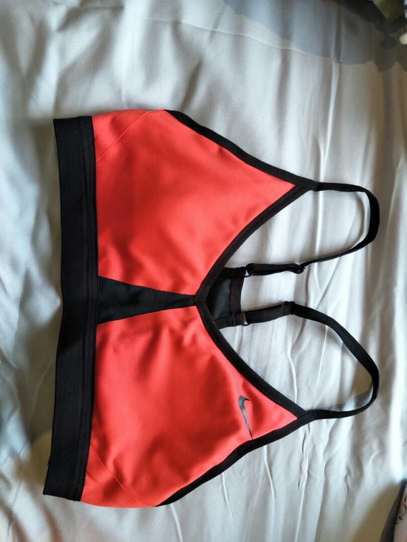 Nike Pro Indy sports bra, Men's Fashion, Activewear on Carousell