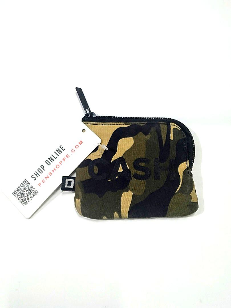 Camo best sale coin purse