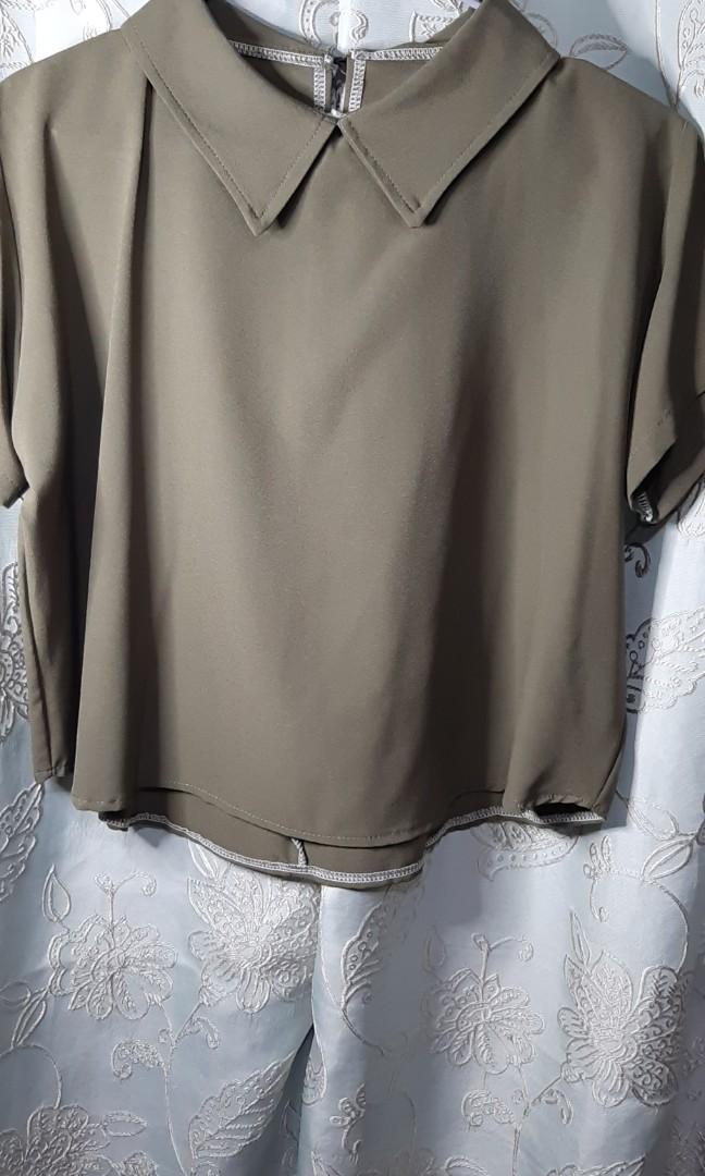 peter pan collar crop top